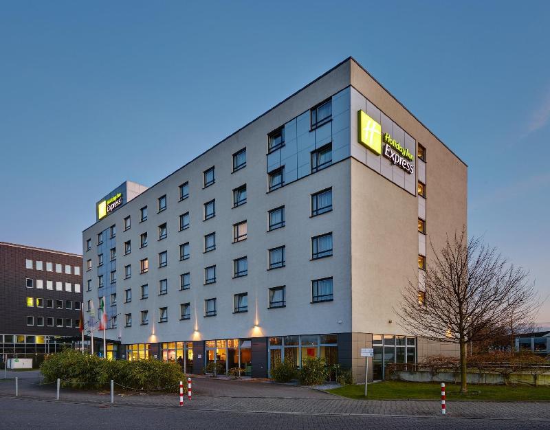 3 Sterne Hotel: Holiday Inn Express Dusseldorf - City North - Düsseldorf, Nordrhein-Westfalen, Bild 4