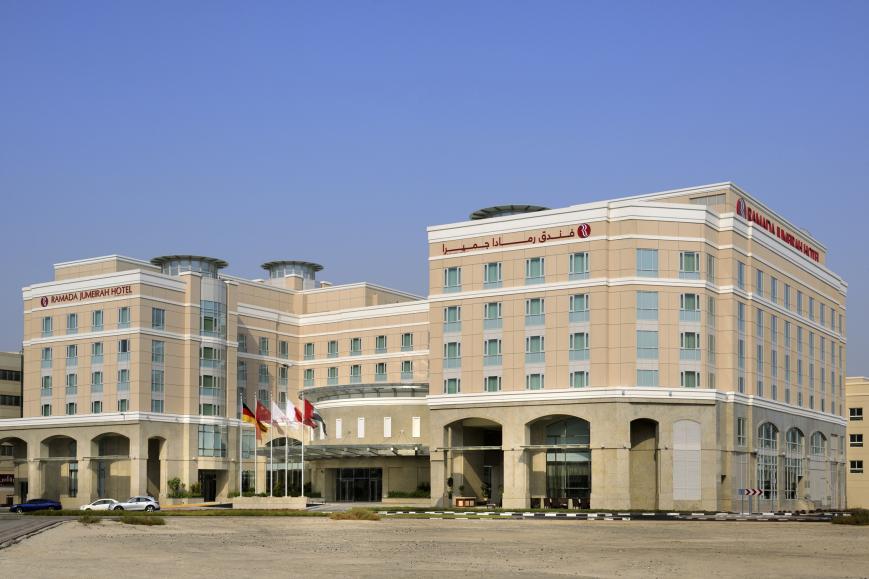 4 Sterne Hotel: Crowne Plaza Jumeirah Dubai - Jumeirah Beach, Dubai
