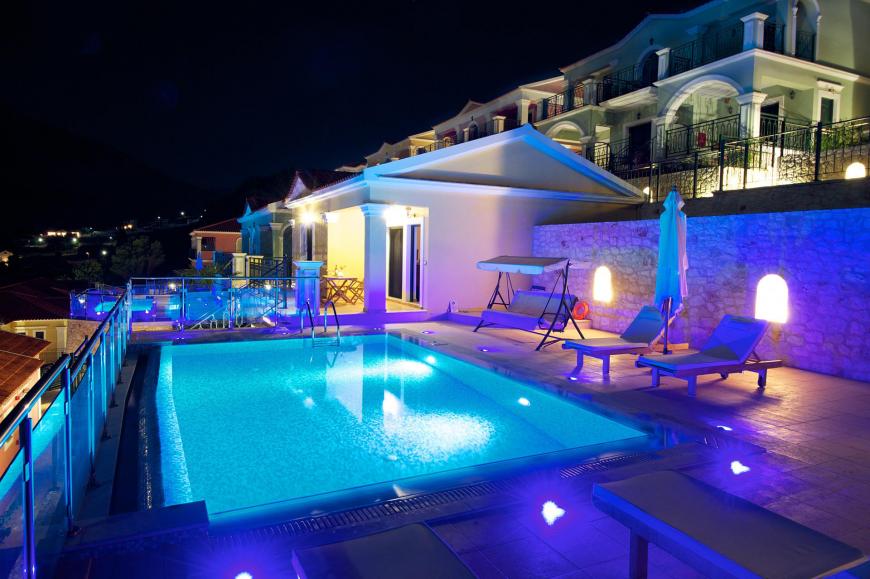 4 Sterne Hotel: Kefalonia Bay Palace - Agia Efimia, Kefalonia