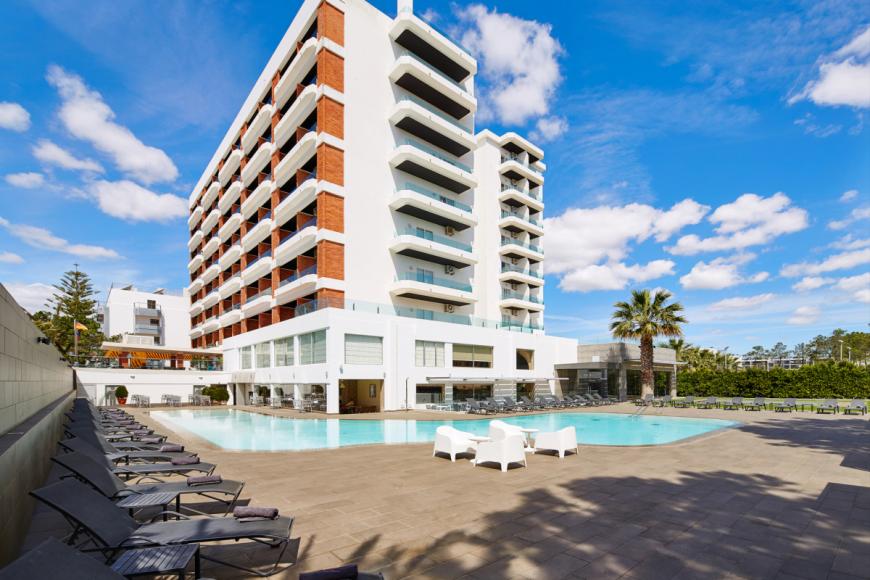4 Sterne Hotel: Alcazar Beach & Spa - Monte Gordo, Algarve, Bild 1