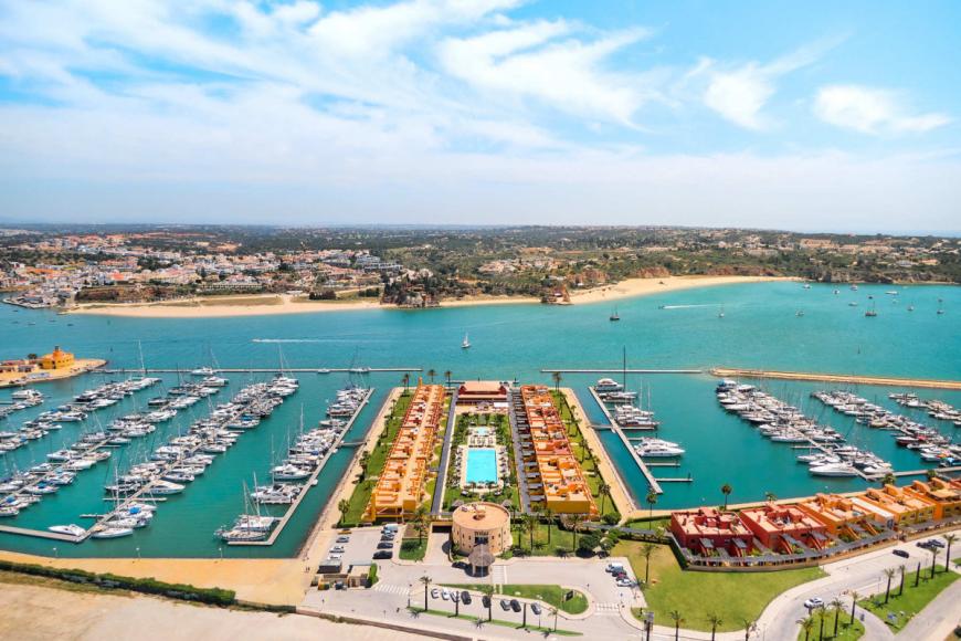 4 Sterne Hotel: NH Marina Portimao Resort - Portimao, Algarve, Bild 2