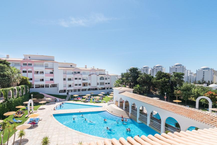 3 Sterne Familienhotel: Clube Vilarosa Apartamentos Turisticos - Portimao, Algarve