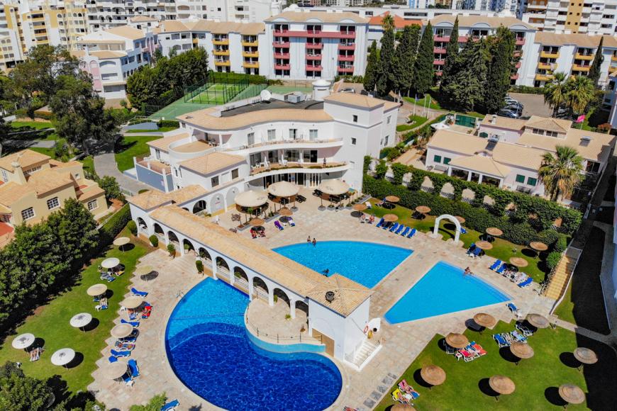 3 Sterne Familienhotel: Clube Vilarosa Apartamentos Turisticos - Portimao, Algarve, Bild 3
