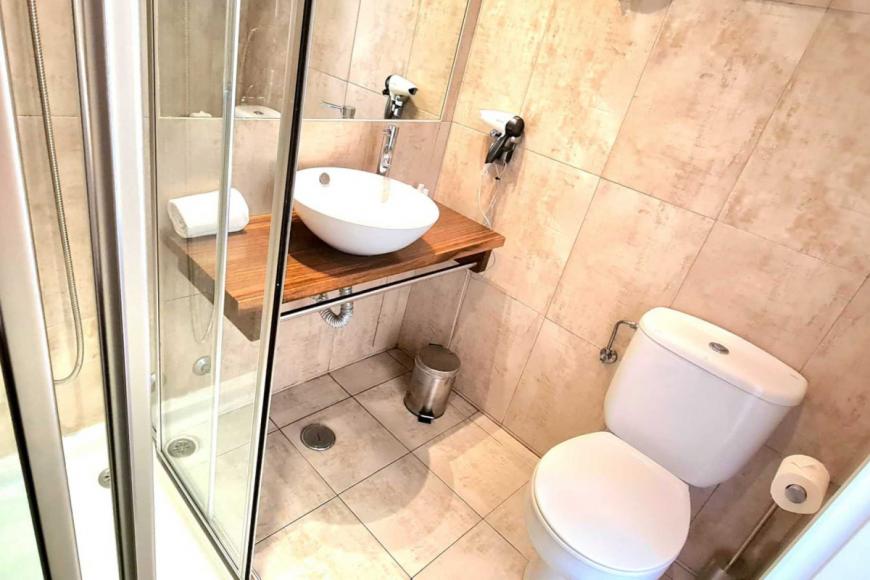 2 Sterne Hotel: Albufeira Beach Hotel by Kavia - Albufeira, Algarve, Bild 4