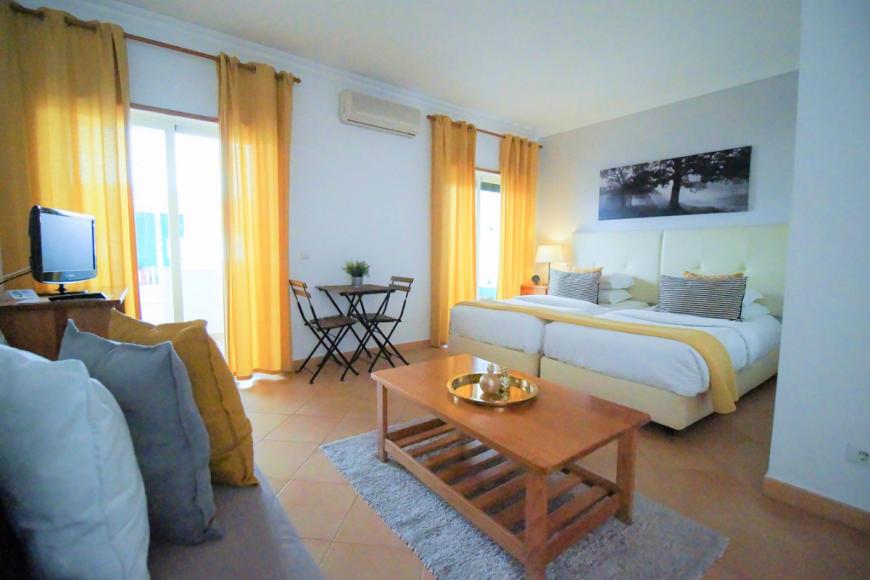 3 Sterne Familienhotel: Oasis Beach Apartments - Lagos, Algarve, Bild 2