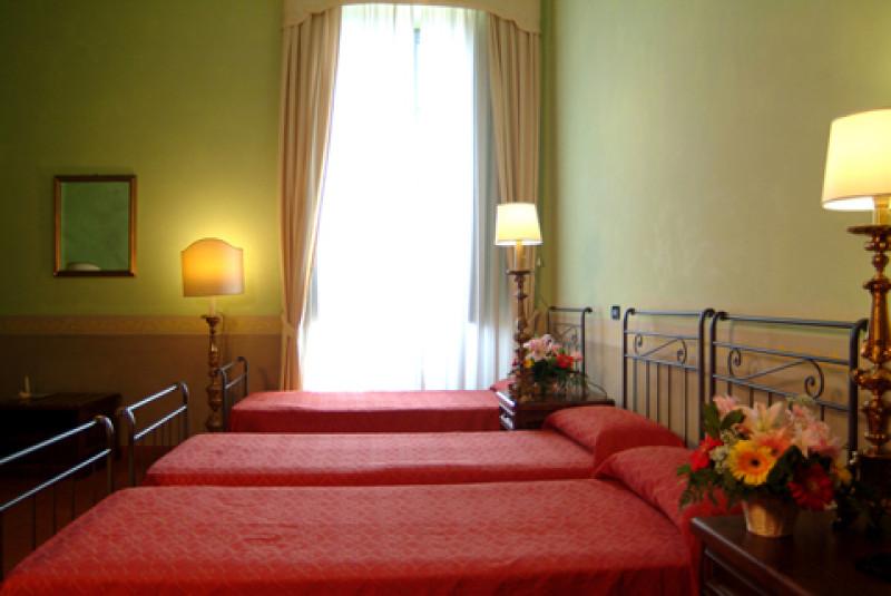 4 Sterne Hotel: Domus Sessoriana - Rom, Latium