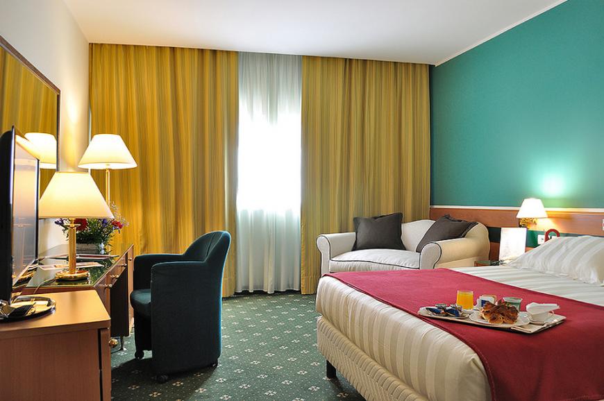 4 Sterne Hotel: Oly Hotel - Rom, Latium
