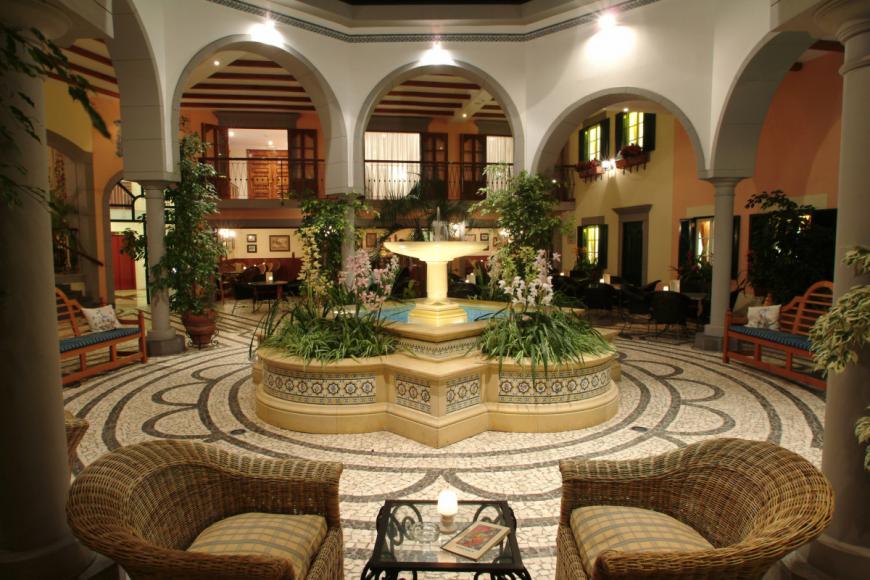 4 Sterne Hotel: Pestana Village - Funchal, Madeira, Bild 3