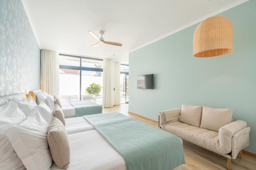 4 Sterne Hotel: Studios by Aqua Natura Hotels - Porto Moniz, Madeira, Bild 10