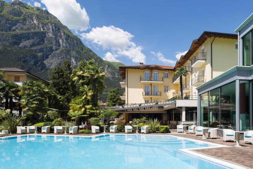 4 Sterne Hotel: Villa Nicolli Romantic Resort - Riva del Garda, Gardasee