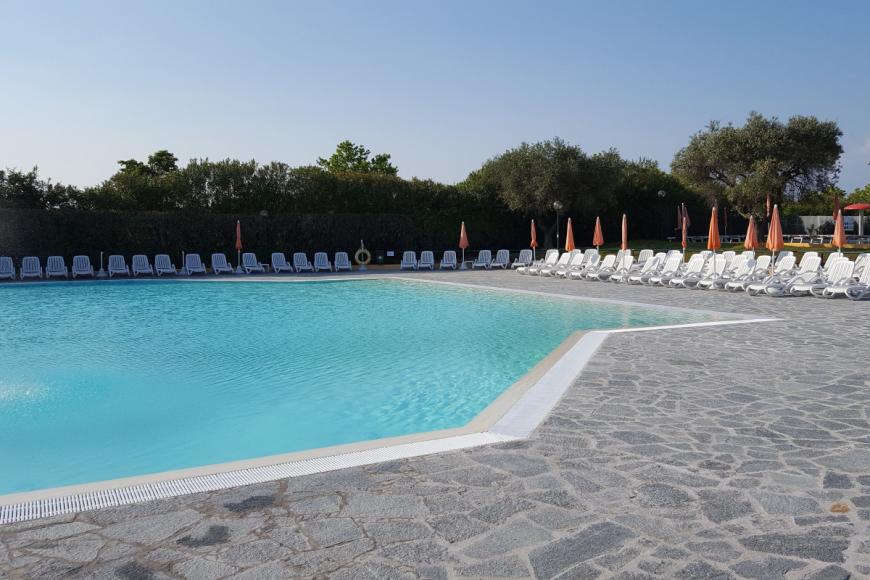 4 Sterne Hotel: The Garda Village - Sirmione, Gardasee, Bild 2