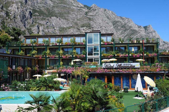 4 Sterne Hotel: Alexander - Limone sul Garda, Gardasee