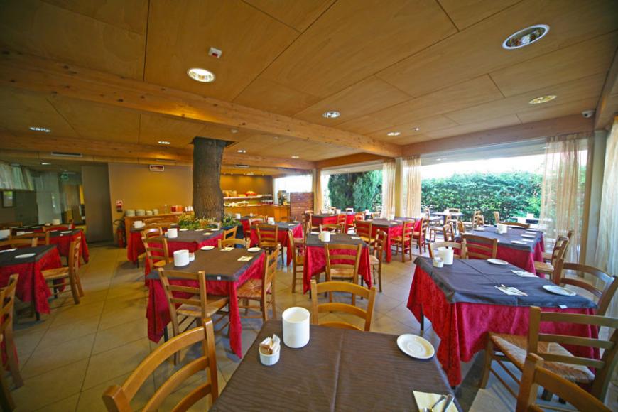 2 Sterne Hotel: Smeraldo - Sirmione, Gardasee, Bild 2