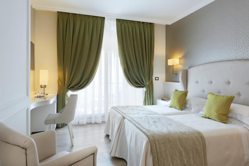 4 Sterne Hotel: Madrigale Panoramic, Lifestyle & Soulful Hotel - Costermano, Gardasee, Bild 4