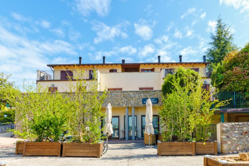 2 Sterne Familienhotel: Golf Residence - Peschiera del Garda, Gardasee, Bild 3