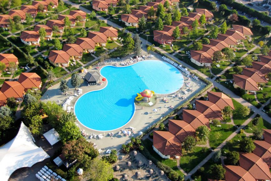 4 Sterne Hotel: Camping & Village Bella Italia - Camping Bella Italia - Peschiera, Gardasee