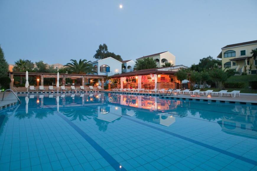 3 Sterne Hotel: Govino Bay - Gouvia, Korfu, Bild 1