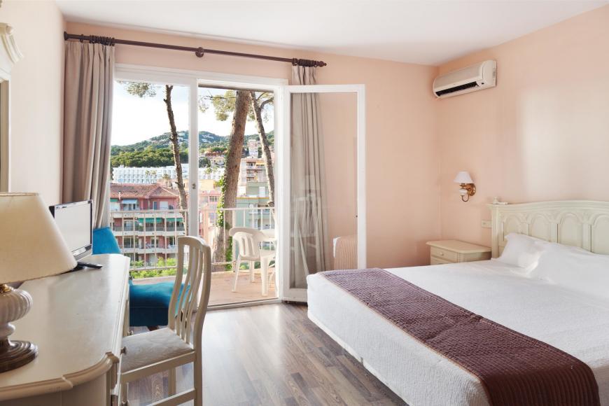 4 Sterne Hotel: Roger de Flor Seleqtta - Lloret de Mar, Costa Brava (Katalonien)