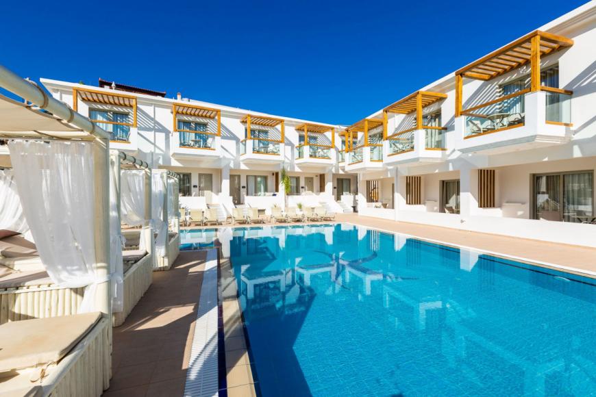 4 Sterne Hotel: Nostos Beach Boutique Hotel - Bali, Kreta