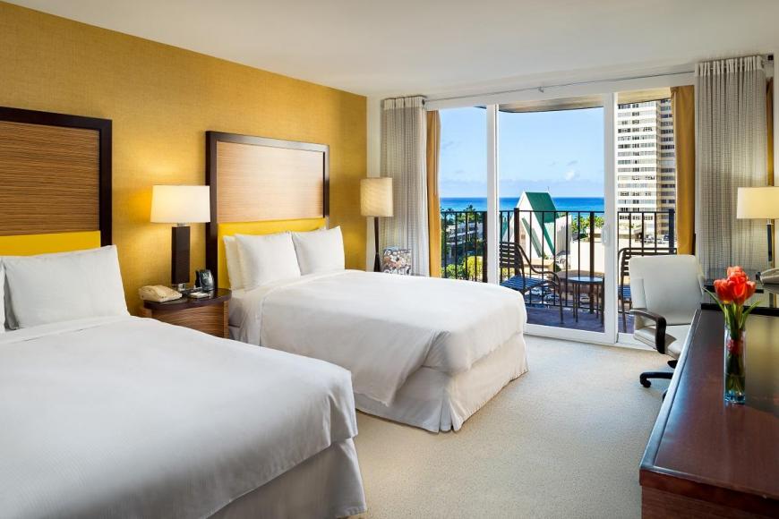 Hotel Hilton Waikiki Beach Honolulu Oahu Vtours