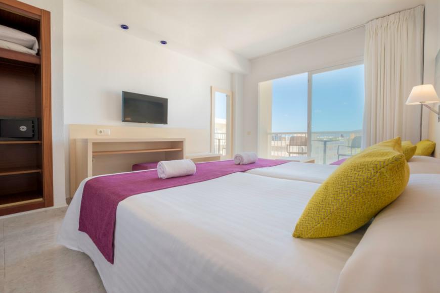 3 Sterne Familienhotel: Moon Dreams Coral Beach - Es Canar, Ibiza (Balearen), Bild 5