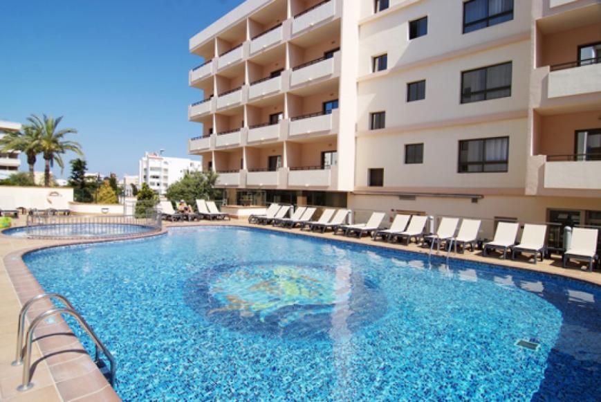 4 Sterne Hotel: Invisa Hotel La Cala - Santa Eulalia, Ibiza (Balearen)
