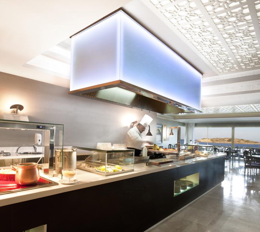 4 Sterne Hotel: Torre del Mar - Playa d'en Bossa, Ibiza (Balearen), Bild 4