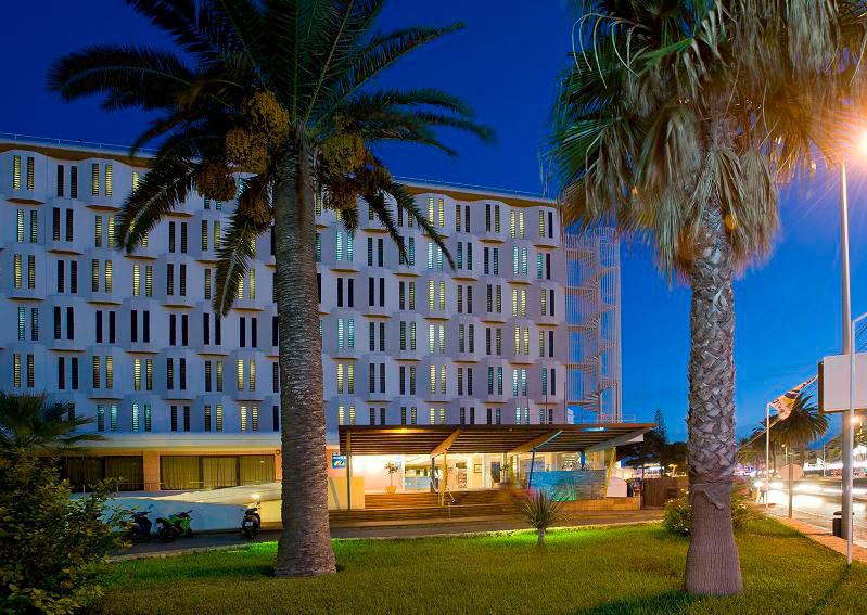 4 Sterne Hotel: Vibra Algarb - Playa d'en Bossa, Ibiza (Balearen)