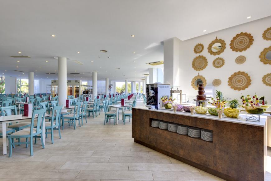 4 Sterne Familienhotel: Tropic Garden Hotel & Apartments - Santa Eulalia, Ibiza (Balearen), Bild 8