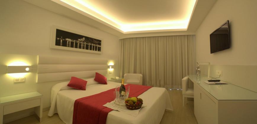 4 Sterne Hotel: Argos - Playa Talamanca, Ibiza (Balearen), Bild 8