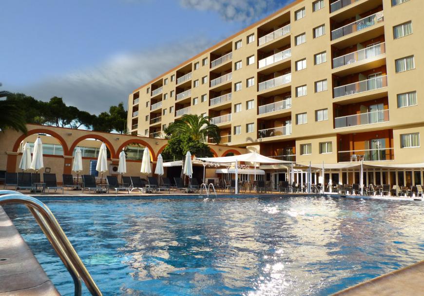 4 Sterne Familienhotel: Moon Dreams Atlantic - Es Canar, Ibiza (Balearen)