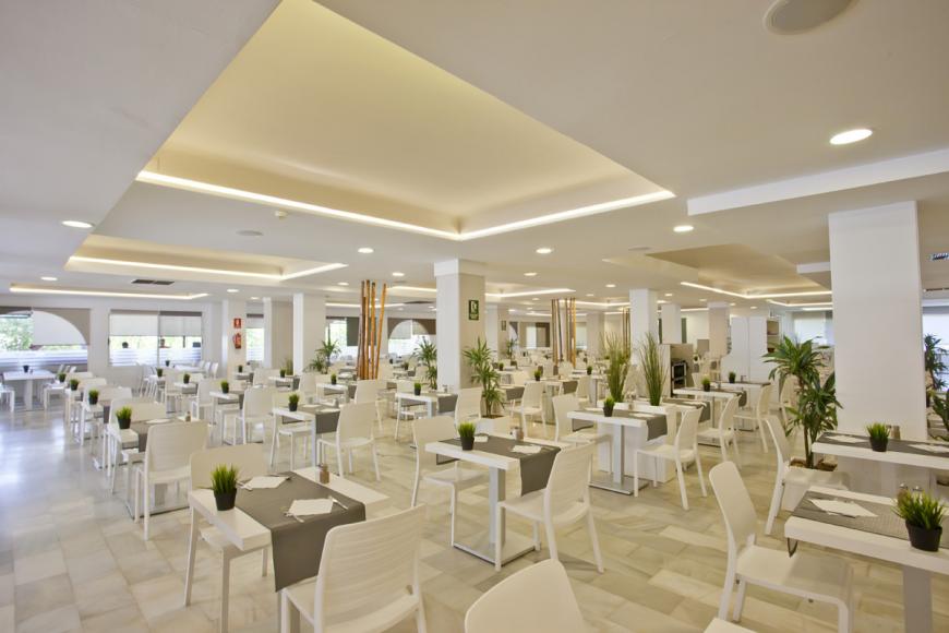 4 Sterne Familienhotel: Fergus Style Bahamas - Playa d'en Bossa, Ibiza (Balearen), Bild 7