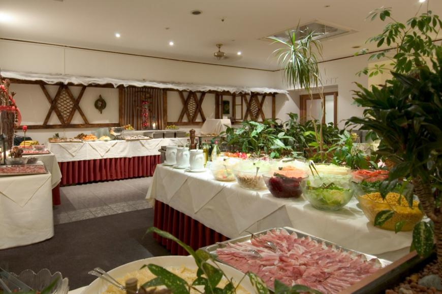 4 Sterne Familienhotel: Alpenhotel Weitlanbrunn - Sillian, Tirol, Bild 7