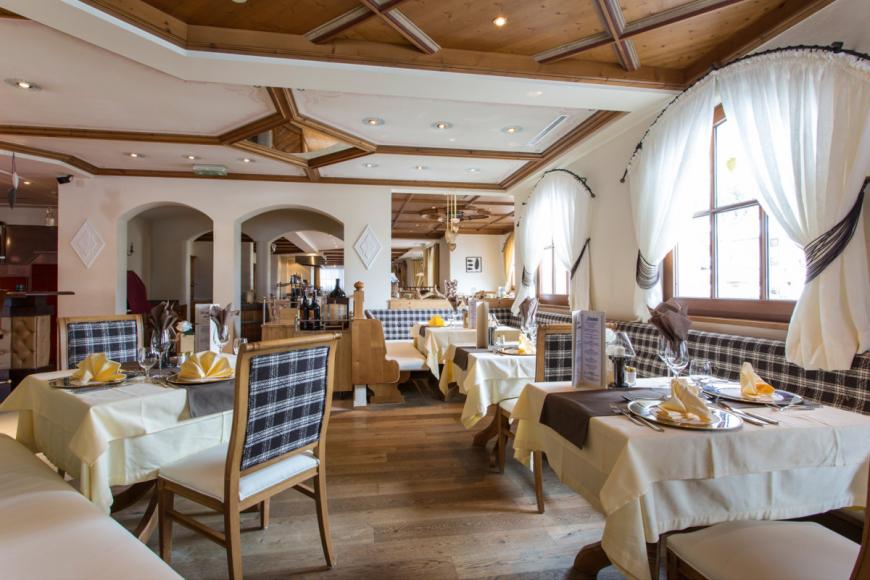 4 Sterne Familienhotel: Hotel Mittagskogel Pitztal - St. Leonhard im Pitztal, Tirol, Bild 6