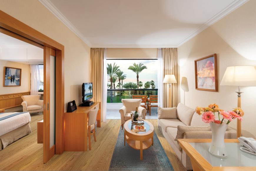 5 Sterne Hotel: Constantinou Bros Asimina Suites Hotel - Adults Only - Paphos, Paphos, Bild 5