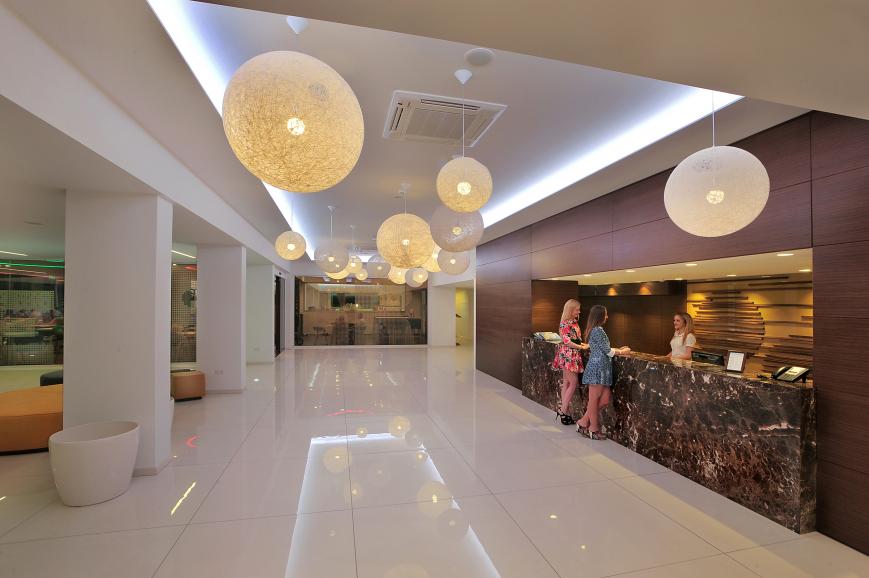4 Sterne Hotel: Nelia Beach - Ayia Napa, Famagusta (Süden)