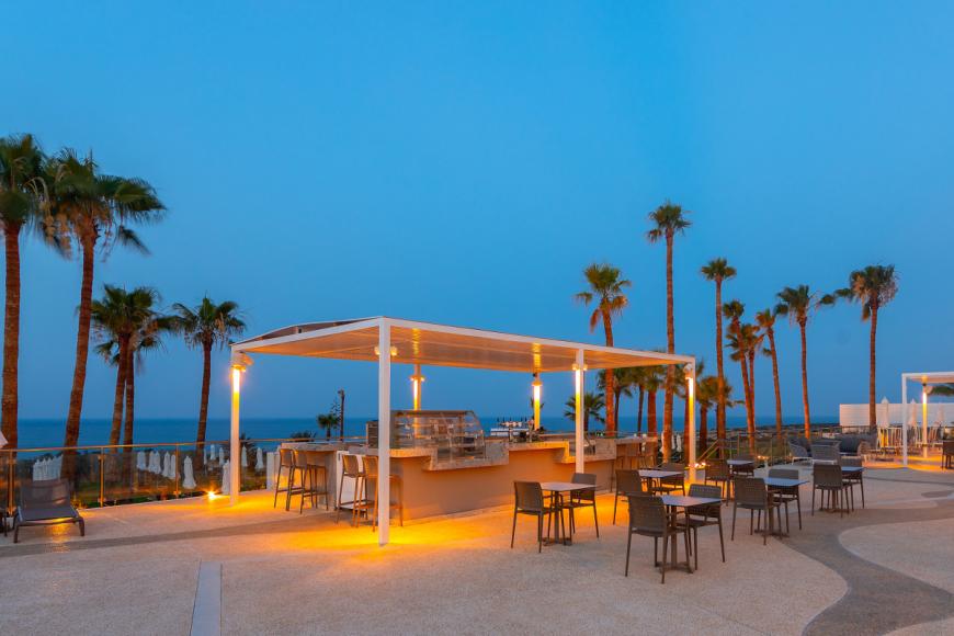 4 Sterne Hotel: Leonardo Crystal Cove Hotel and Spa by the Sea - Adults Only - Protaras, Famagusta (Süden), Bild 5