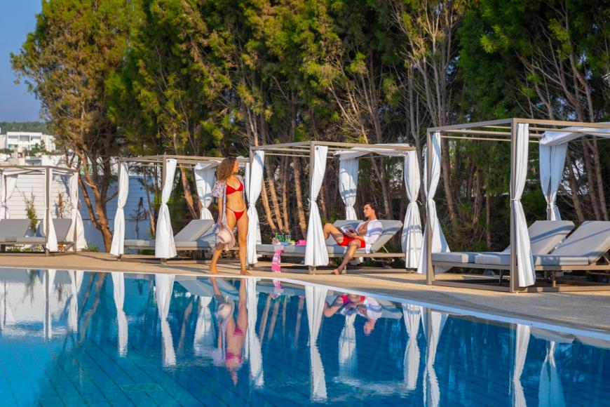 4 Sterne Hotel: Leonardo Crystal Cove Hotel and Spa by the Sea - Adults Only - Protaras, Famagusta (Süden), Bild 3