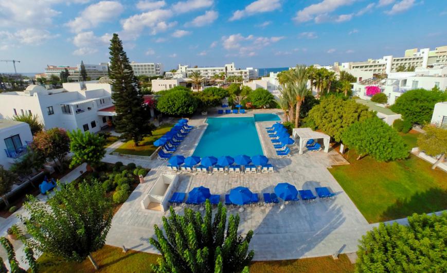 4 Sterne Hotel: Aliathon Holiday Village - Paphos, Paphos