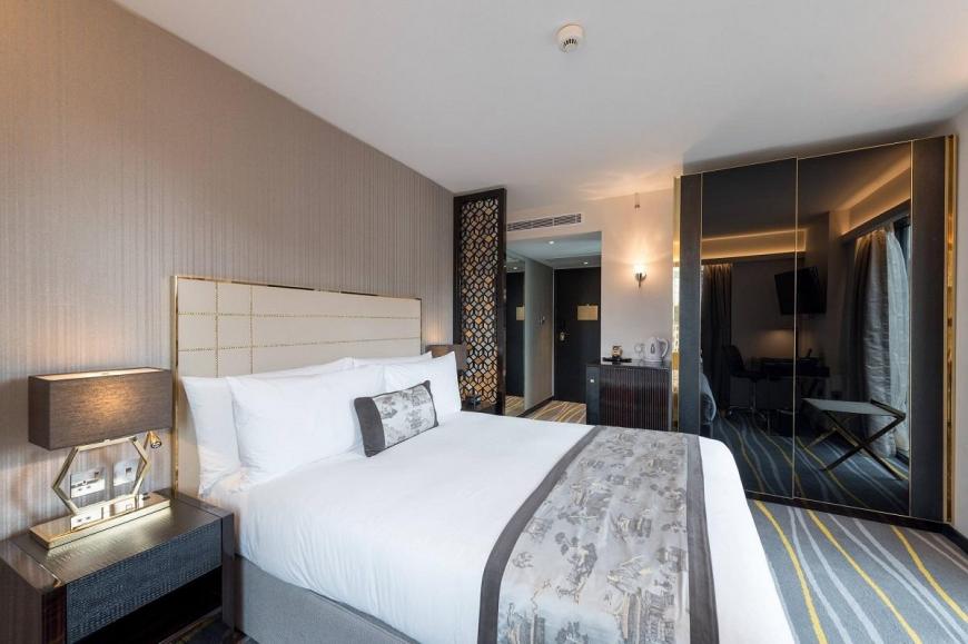 Hotel Dorsett City London Vtours