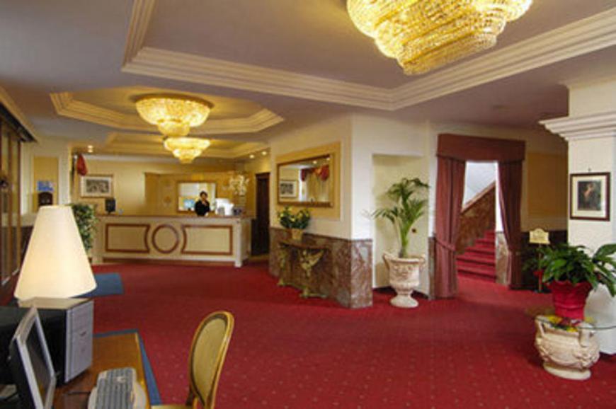 4 Sterne Hotel: Club House Roma Hotel - Rom, Latium