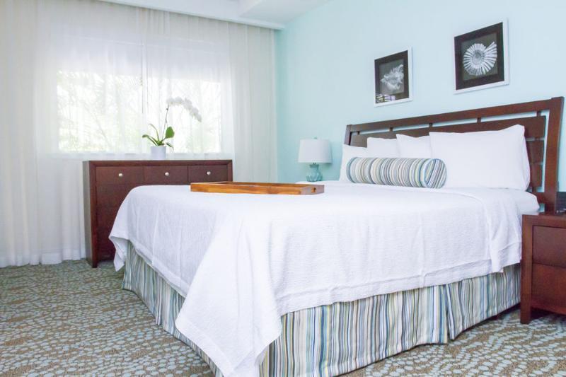 Dorchester Hotel Suites Miami Beach Vtours