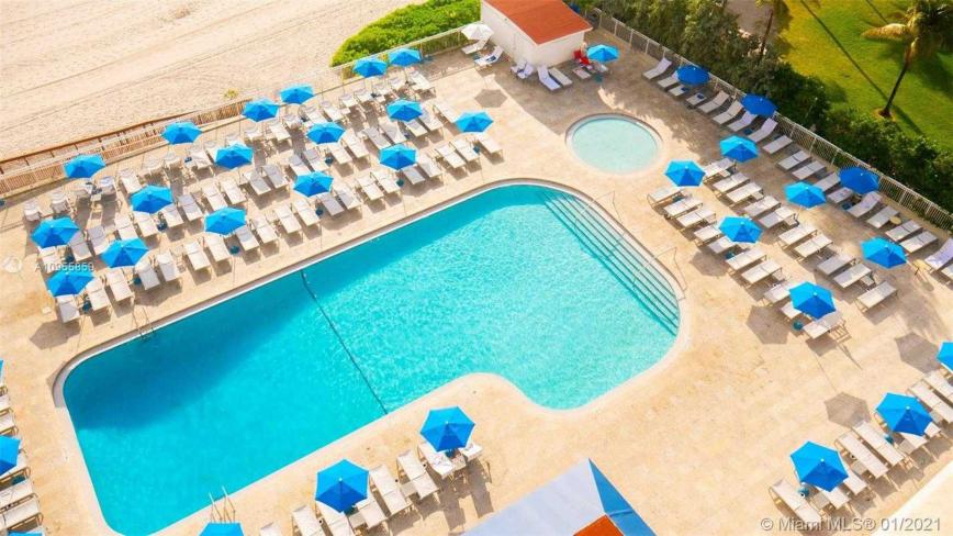 2.5 Sterne Hotel: Ramada Plaza Marco Polo Beach Resort - Miami, Florida
