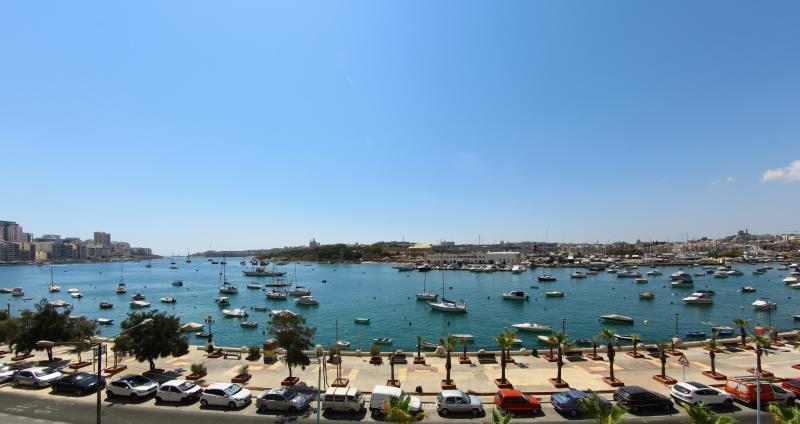 4 Sterne Hotel: The Waterfront - Sliema, Malta