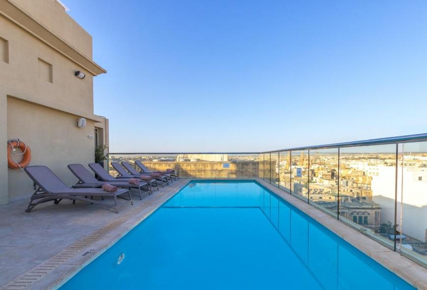 4 Sterne Familienhotel: AX The Victoria - Sliema, Malta