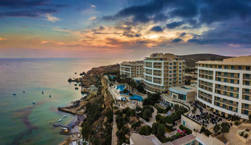 5 Sterne Hotel: Radisson Blu Resort & Spa Malta Golden Sands - Golden Bay, Malta