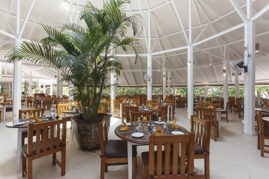 3 Sterne Hotel: Embudu Village - Süd Male Atoll, Kaafu Atoll, Bild 9