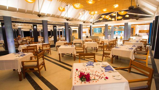 5 Sterne Hotel: Furaveri Island Resort & Spa - Raa Atoll, Raa & Baa Atoll, Bild 9