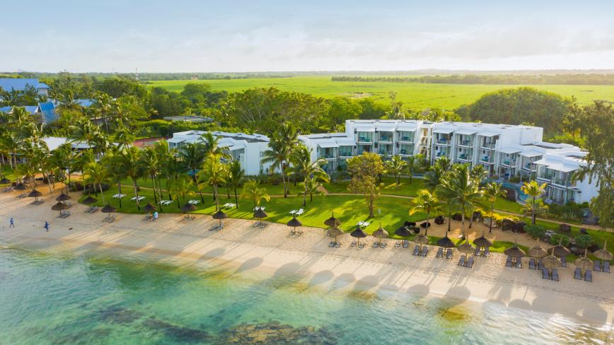 4.5 Sterne Hotel: Victoria for 2 Beachcomber Resort & Spa - Adults Only - Pointe aux Piments, Nordküste Mauritius