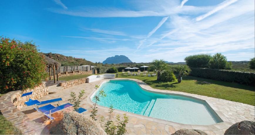 4 Sterne Hotel: Ollastu - Costa Corallina, Sardinien
